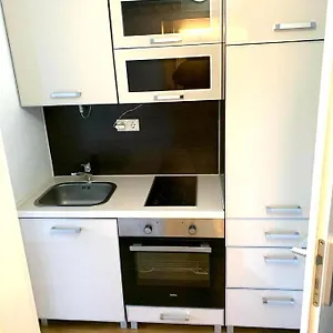 beautful-apartment-near-university-wifi-free-parking.com-bavaria.com/
